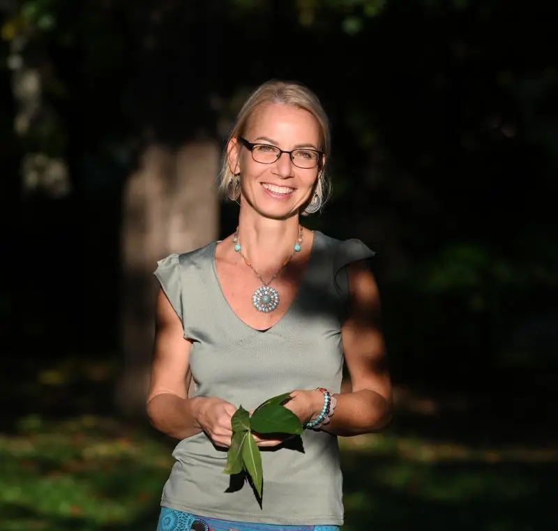 Szombathy Eszter - akkreditált Belső utazás kísérő